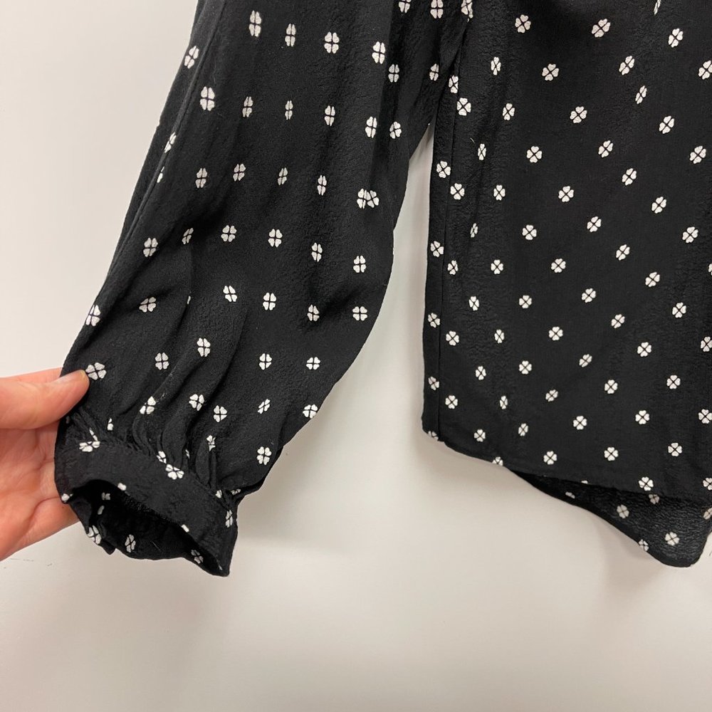 Kate Spade Long sleeve double tie front high low clover heart blouse Sz L - Picture 5 of 7